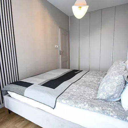 Port 11 Przy Jeziorze Drweckim Z Kameralna Plaza *